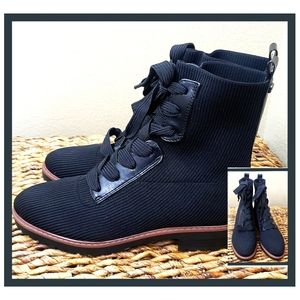 NWOT Bandolino Black lace up boot....size 7